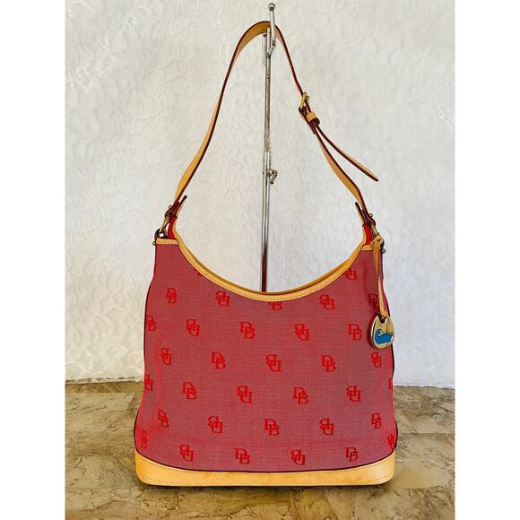Dooney & Bourke Handbags - Vtg DOONEY and BOURKE red canvas R152 hobo ergo shoulder bag